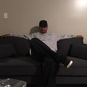 Meet your Posher, Earl